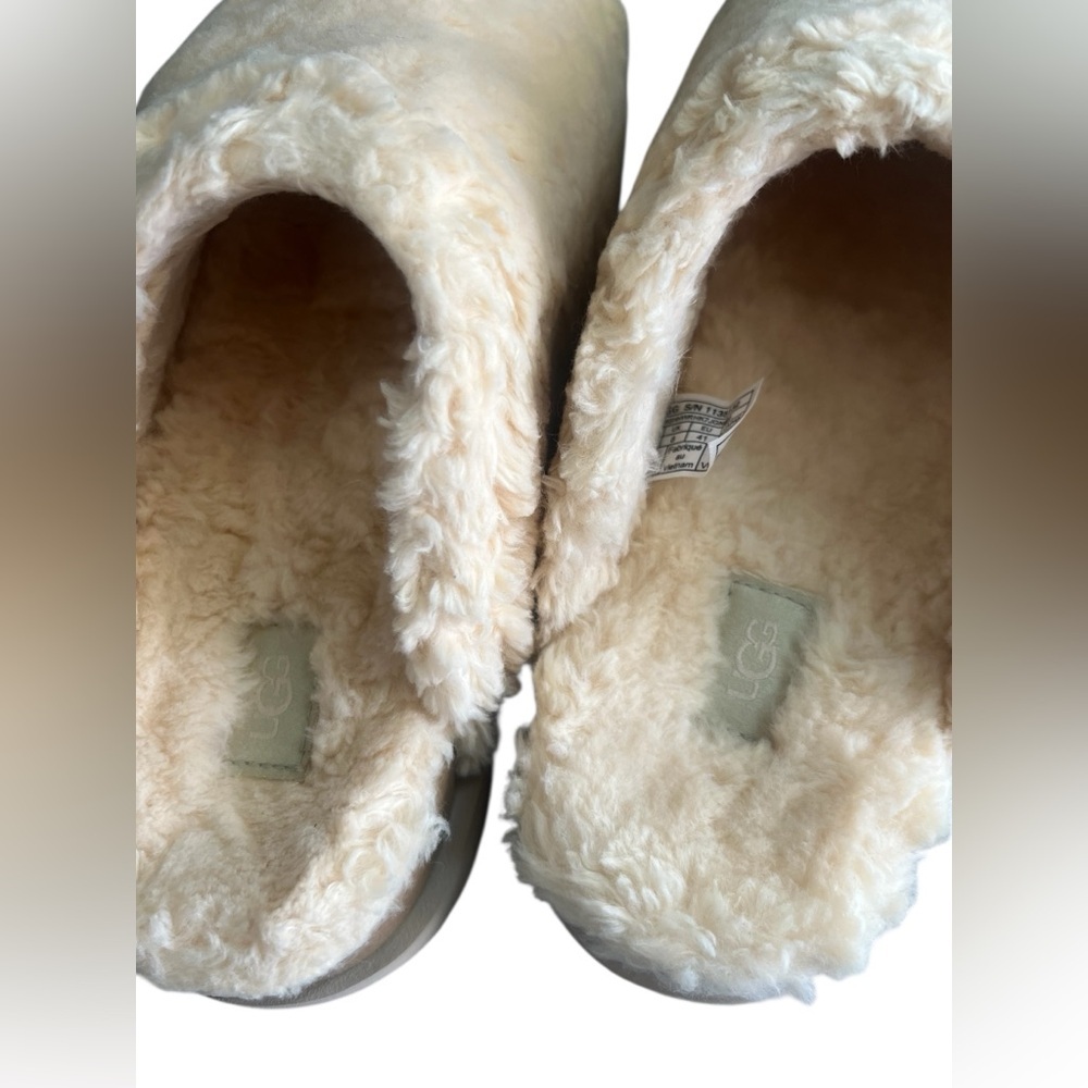UGG Natural Fuzz Sugar Wool Faux Fur Slide Slipper - Picture 12 of 13